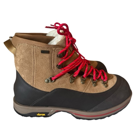 UGG Brown and Black Winter Boots with Red Laces - Picture 2 of 7